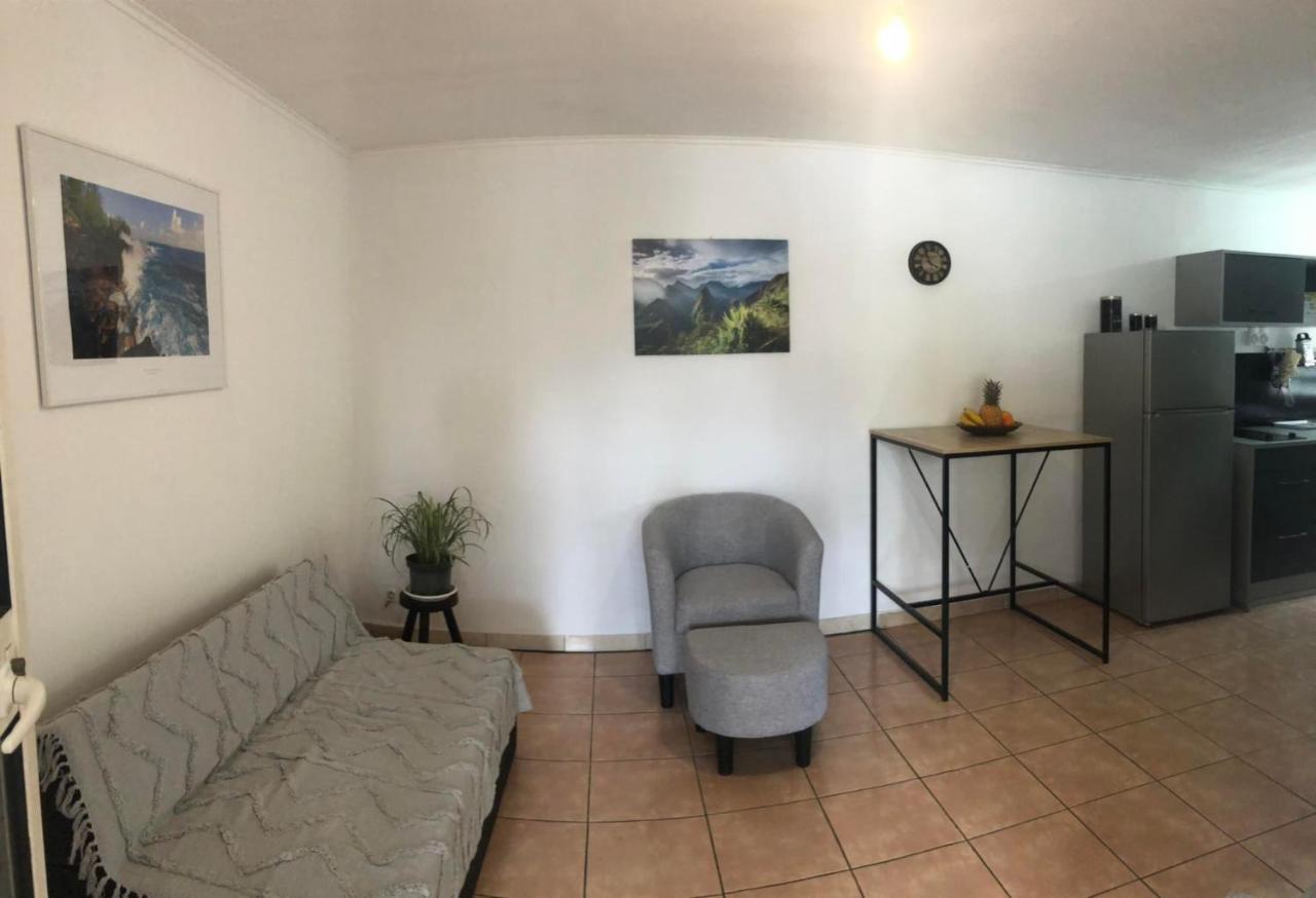 Apartamento Meuble Le Manguier Saint Pierre Exterior foto